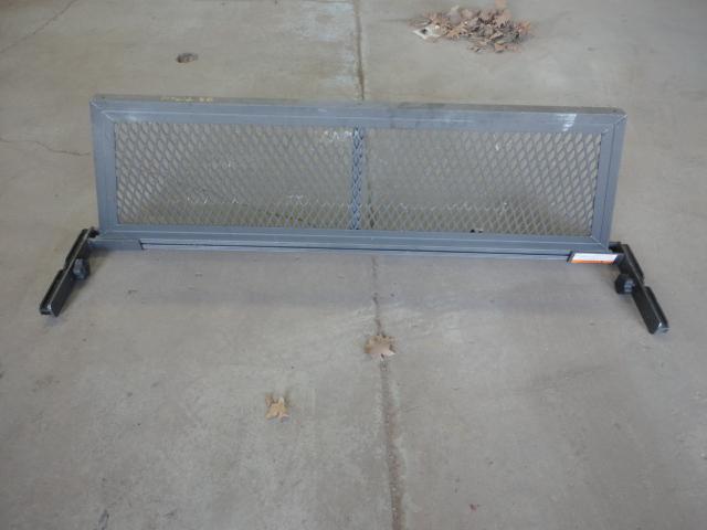 2006 Nissan Titan rear window guard, 0