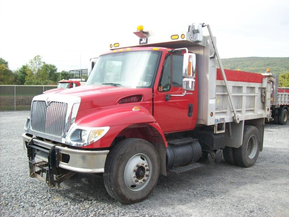 2003 International 7400