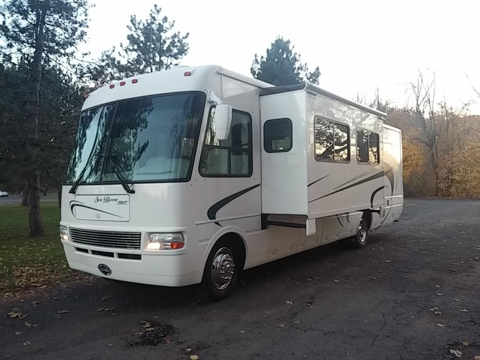 2004 National Sea Breeze LX 34FT. DOUBLE SLIDE-OUT