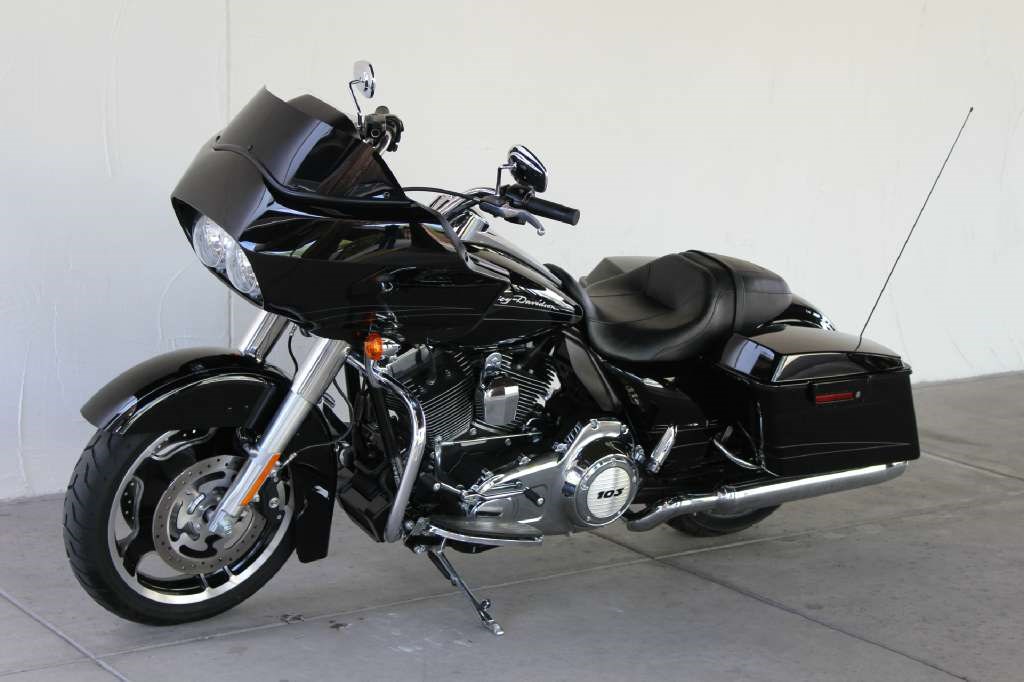 2013  Harley-Davidson  Road Glide® Custom