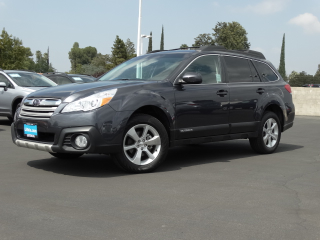 2013 Subaru Outback 2.5i Limited Fresno, CA