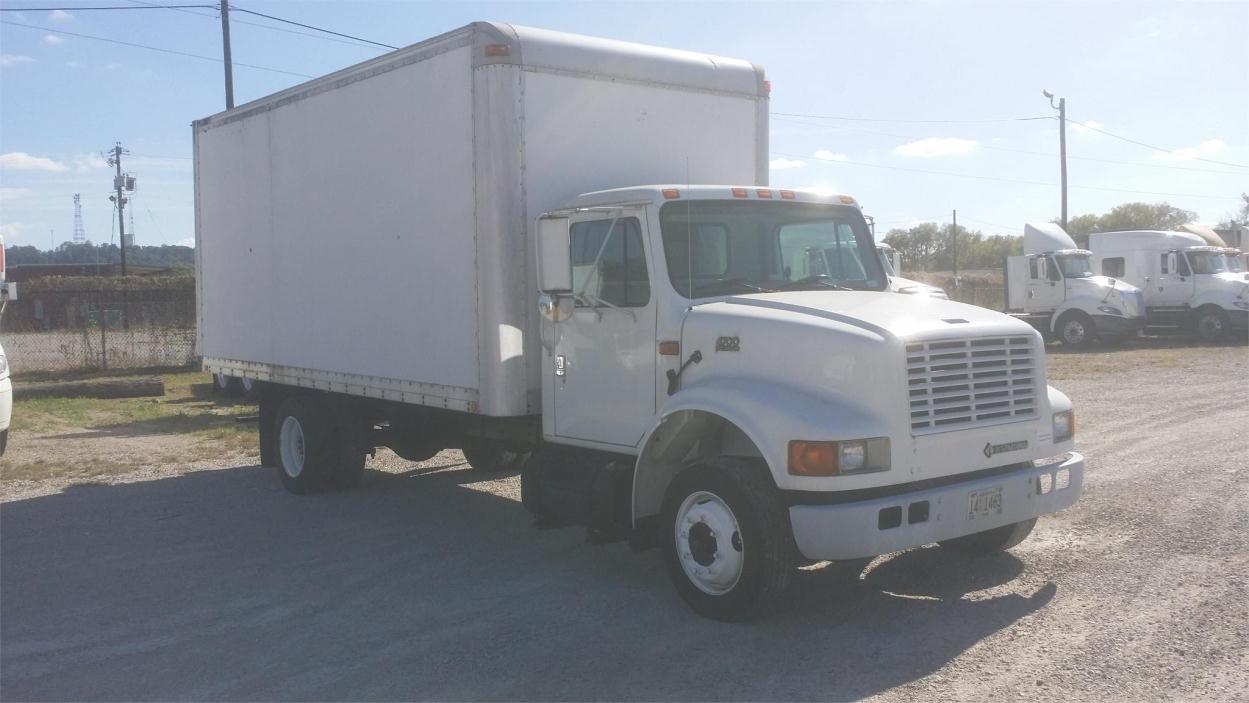 2001 International 4700lp