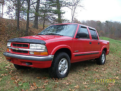 Chevrolet : S-10 LS 2002 chevy s 10 4 door 4 wheel drive pickup