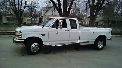Ford : F-350 1997 f 350 ford pickup dully extended cab low mileage