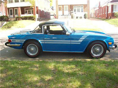 Triumph : TR-6  Roadster   1976 triumph tr 6 blue roadster with tons of upgrades