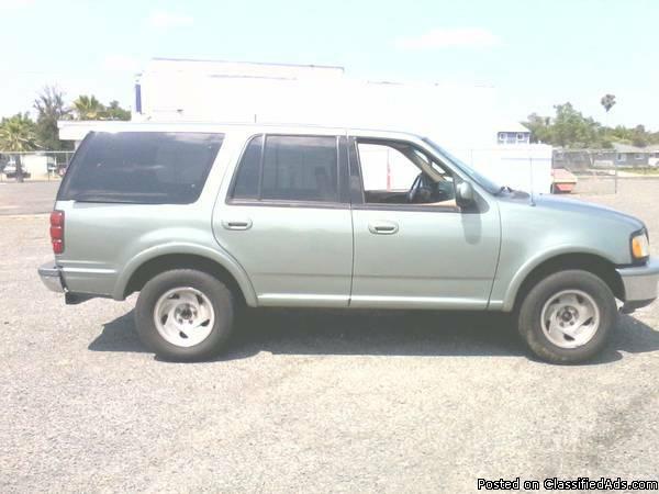 Clean ford $$$$ 2500.00 $$$$ 1999 Ford Expedition Eddie Bauer 4x4