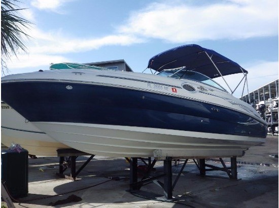 2006 Sea Ray 240 Sundeck Bowrider