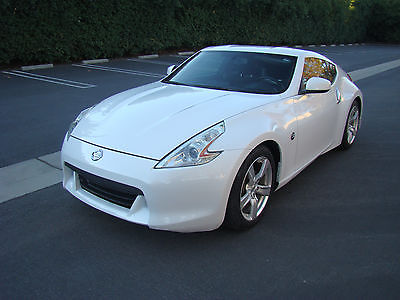 Nissan : 370Z Sports Coupe 2010 nissan 370 z sports coupe auto paddle shift hid very sharp only 42 k miles