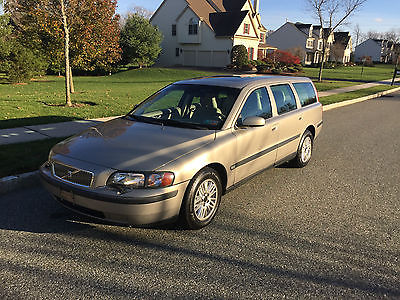 Volvo : V70 2.4 Wagon 4-Door 2004 volvo v 70 2.4 wagon 4 door 2.4 l