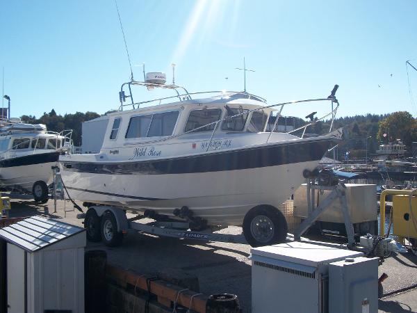 2001 SeaSport Explorer 2400 Rare Diesel