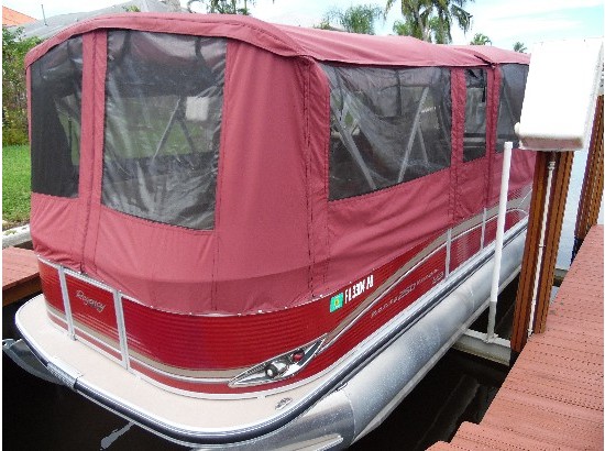 2013 Sun Tracker Regency Party Barge 250 XP3