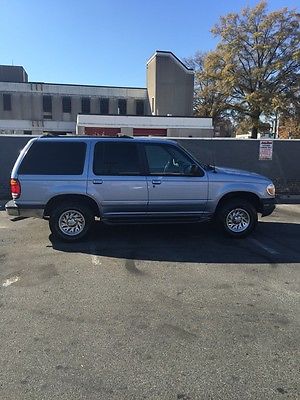 Ford : Explorer XLT 1998 ford explorer xlt 4 wd