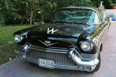 Cadillac : Other 1957 cadillac 4 door sedan
