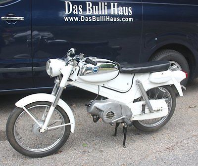 Other Makes : Sabre Vintage Sears Sabre Lightweight Miniature Motorcycle 2 Stroke Scooter 1966 ?