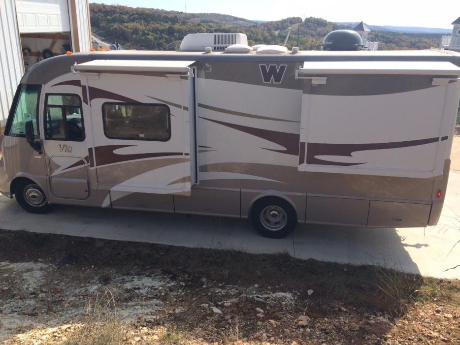 2000 Winnebago Rialta 22HD