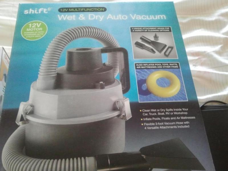 New in box car Vacuum 12 V