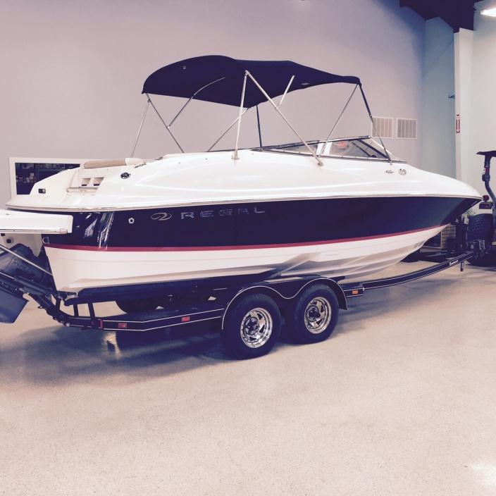 2003 Regal 2400 Bowrider