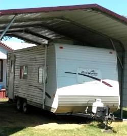 19ft. Road Runner Travel Trailer by Sun Valley