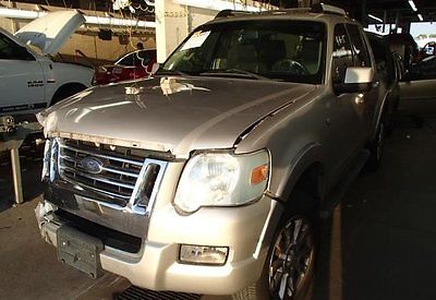 Ford : Explorer Sport Trac Limited 2007 limited used 4.6 l v 8 24 v automatic four wheel drive suv premium