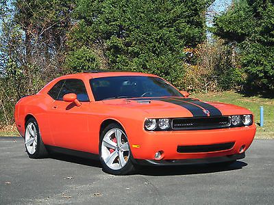 Dodge : Challenger SRT8 Coupe 2-Door 2009 hemi orange pearl dodge challenger srt 8 coupe w 6.1 l hemi v 8