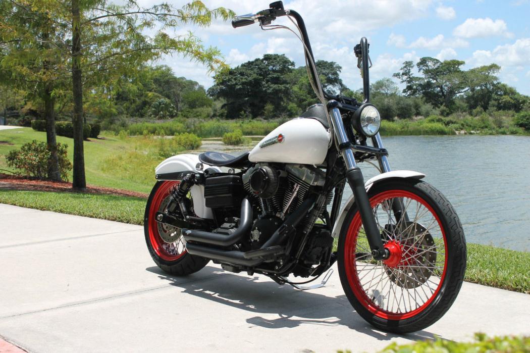 2011 Harley-Davidson Sportster 1200 CUSTOM