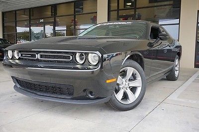 Dodge : Challenger SXT 2015 dodge challenger sxt black automatic push button start blue toothe