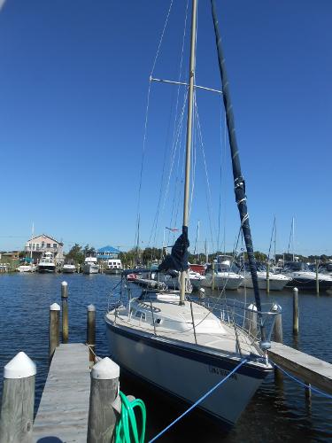 1979 O'Day 28 Sloop