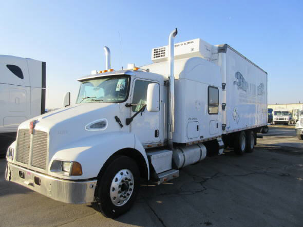 2004 Kenworth T300