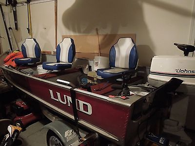 Lund Pike Rebel Aluminum 25HP Johnson Outboard w/ EZ Loader Trailer