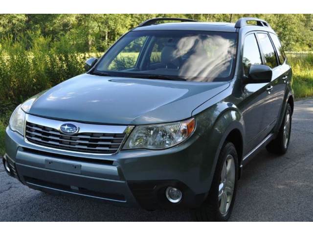 Subaru : Forester 4dr Auto X L Very Clean, AWD Subaru! Ready for Winter! No Reserve!