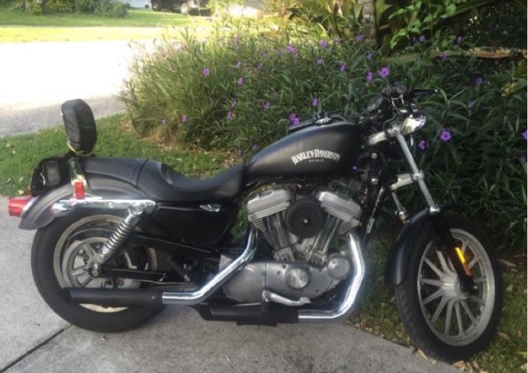 1990 Harley-Davidson Sportster 883 DELUXE