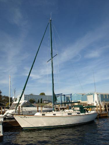 1978 Pearson 365 Sloop