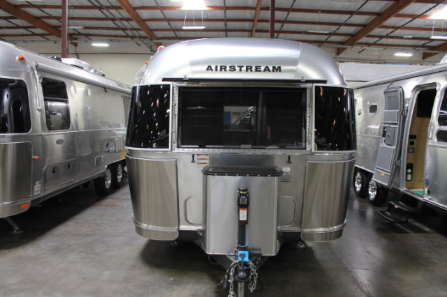2015 Airstream Flying Cloud 30