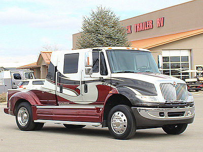 2006 INTERNATIONAL 4400 HAULER