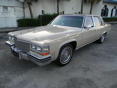Cadillac : Fleetwood BROUGHAM 1985 cadillac fleetwood brougham 43 k 1 owner miles super nice condition