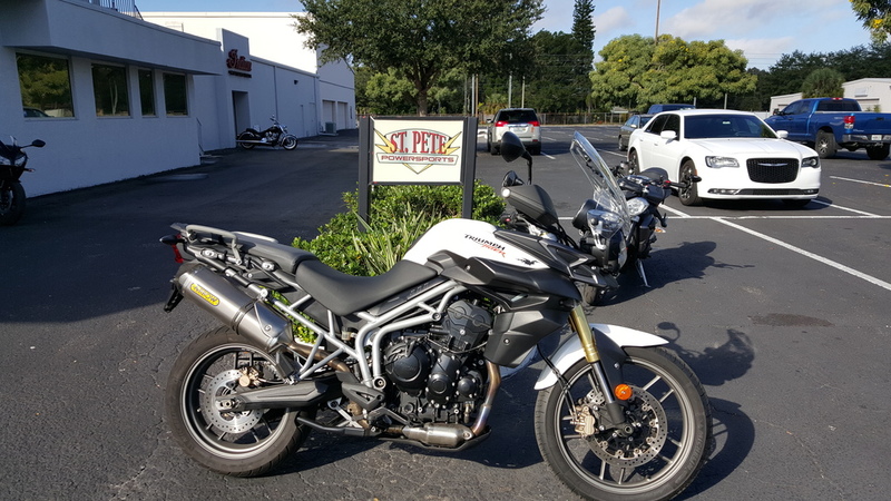 2016 Triumph Street Triple ABS Crystal White