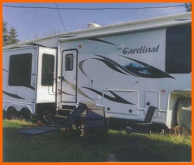 2011 Forest River Cardinal 3625 39' Fifth Wheel 3 Slides Full Paint Fireplace ND