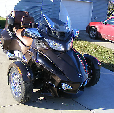Can-Am : Spyder RT Limited Like New 2012 Can-Am Spyder