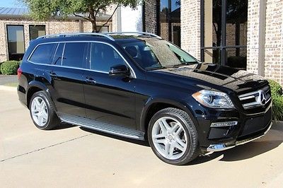 Mercedes-Benz : GL-Class GL550 4MATIC Black on Black Rear Seat Entertainment AMG 21 Inch Wheels Factory Trailer Hitch