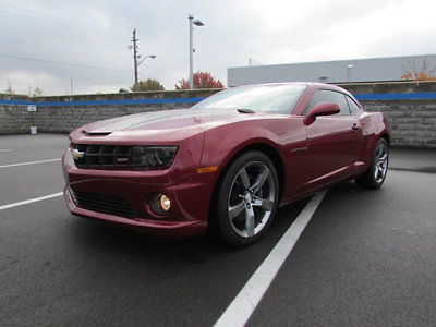 Chevrolet : Camaro 2dr Coupe 2SS 2 dr coupe 2 ss low miles automatic gasoline 6.2 l 8 cyl red jewel tintcoat