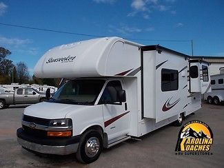 Used C Class 2016 2 slide Outdoor Kitchen 31' Clean 4kMI Chevy sleep6 Nearly New