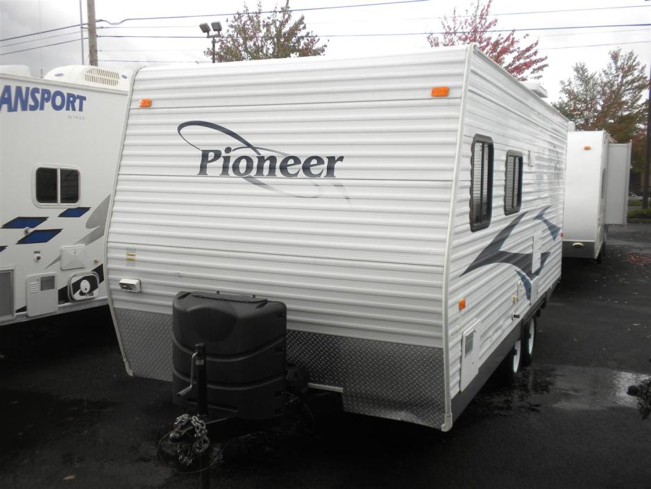 2006 Pioneer 18ft TRAILER DRY WEIGHT 3895 LBS.
