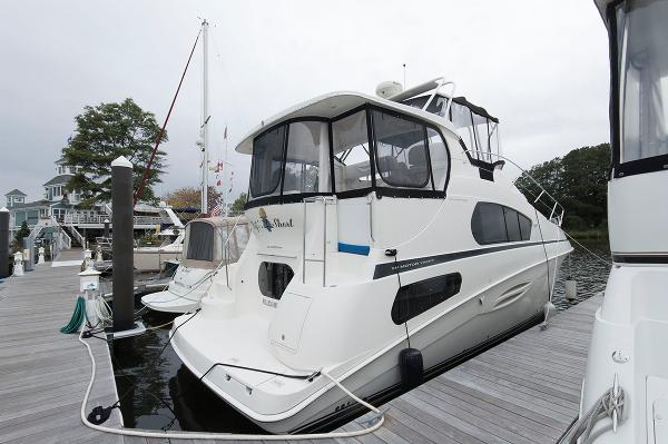 2002 Silverton 39 Motor Yacht