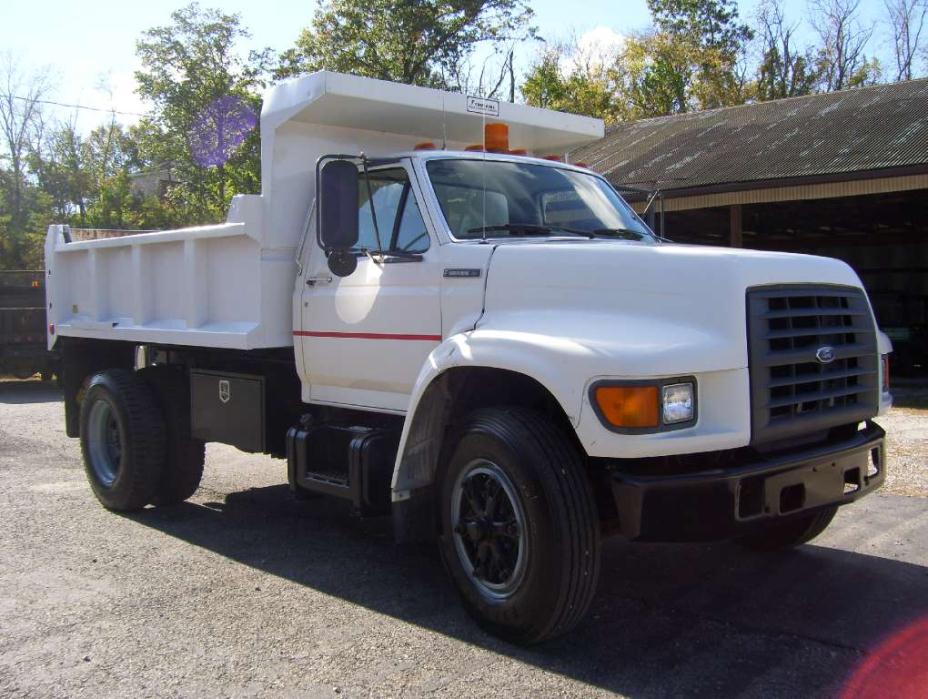1997 Ford F700