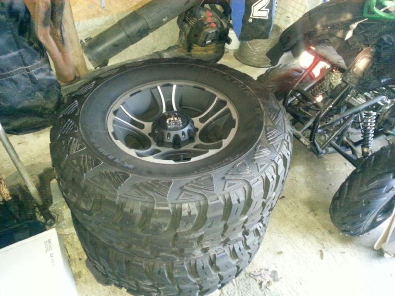 XD Crank rims with kumho tires, 2