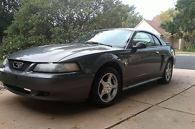 Ford : Mustang Ford Mustang Mustang 2004