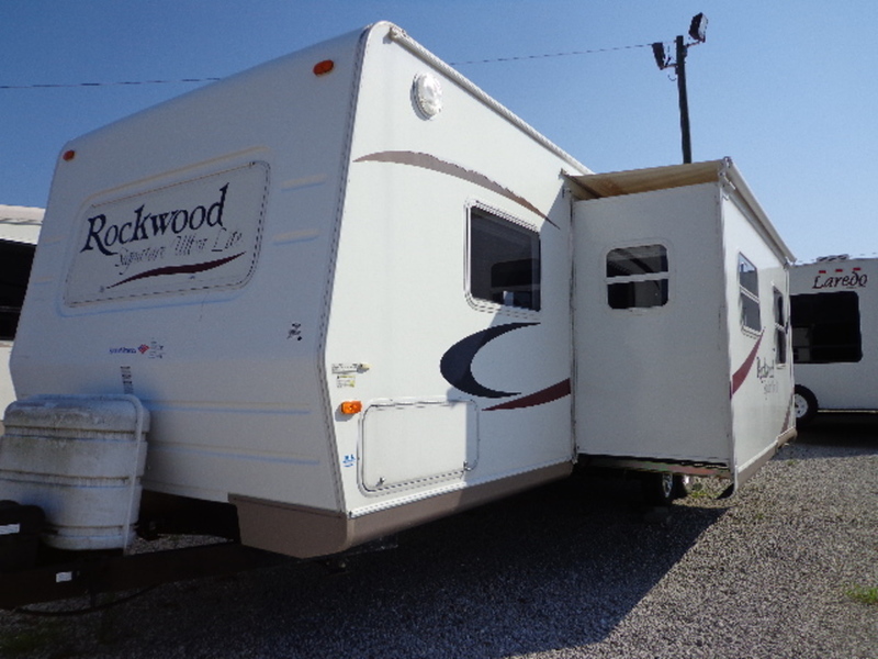 2005 Rockwood by Forest River 1940LTD