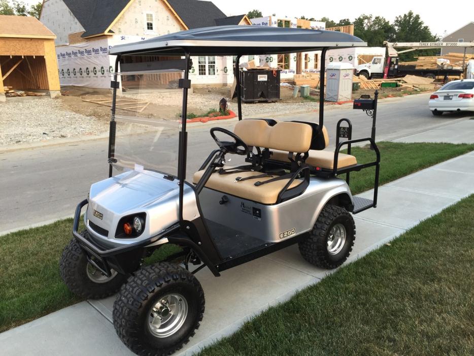 2013 E-Z-Go Golf Cart