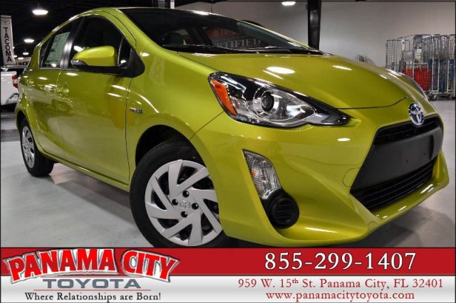 2015 TOYOTA Prius c Four 4dr Hatchback