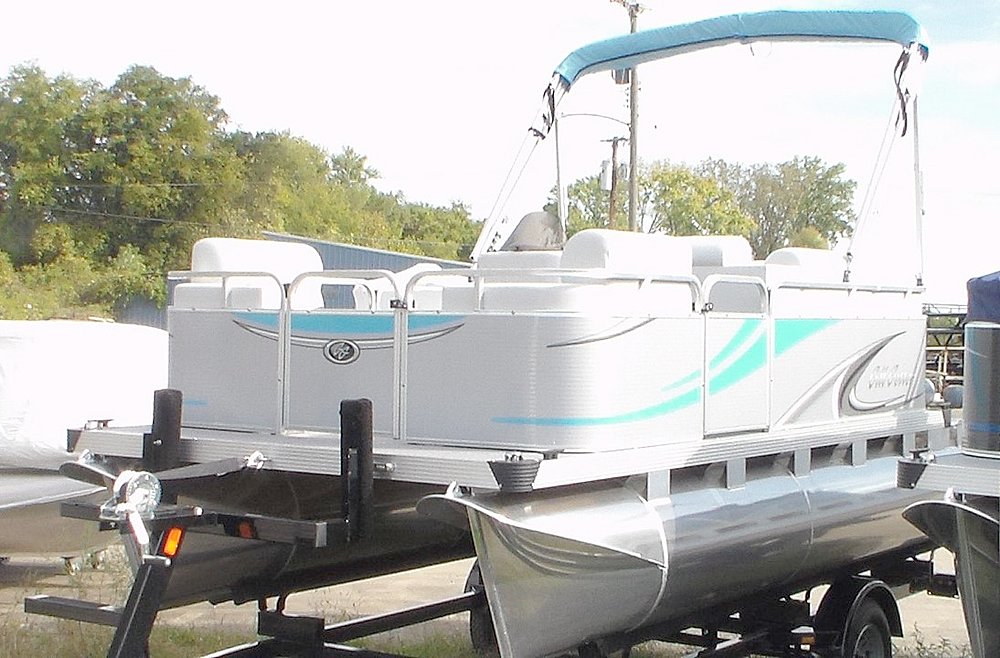 2015 APEX MARINE gillgetter 715 Cruise deluxe